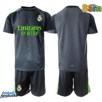 Real Madrid Keeper Tredjedraktsett Barn 2025-26 Kortermet (+ Korte bukser)